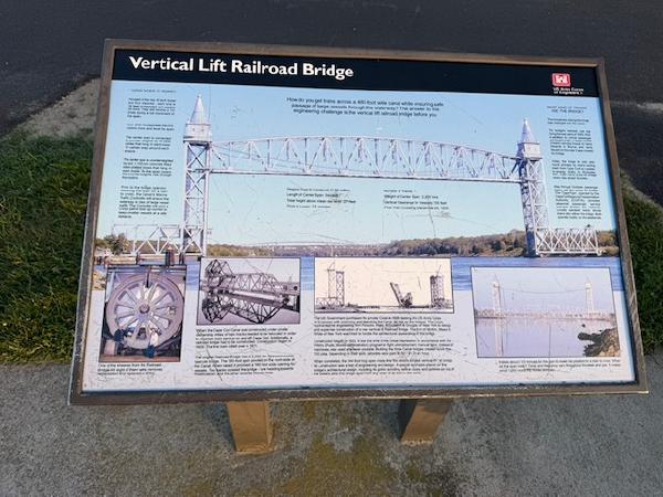 Placard about the train bridge