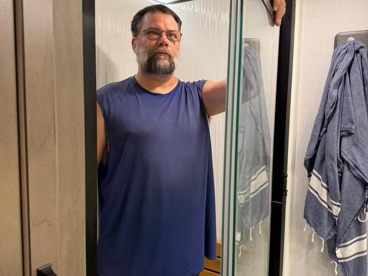 image from These shower doors have got to go!